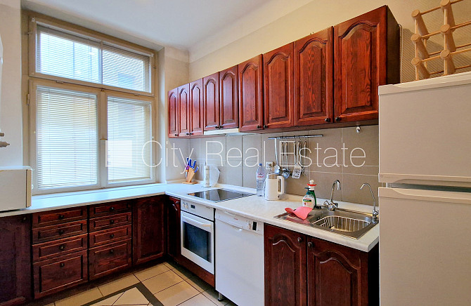 Фасадный дом, благоустроенная озеленённая территория, бесплатная стоянка во Рига - изображение 6