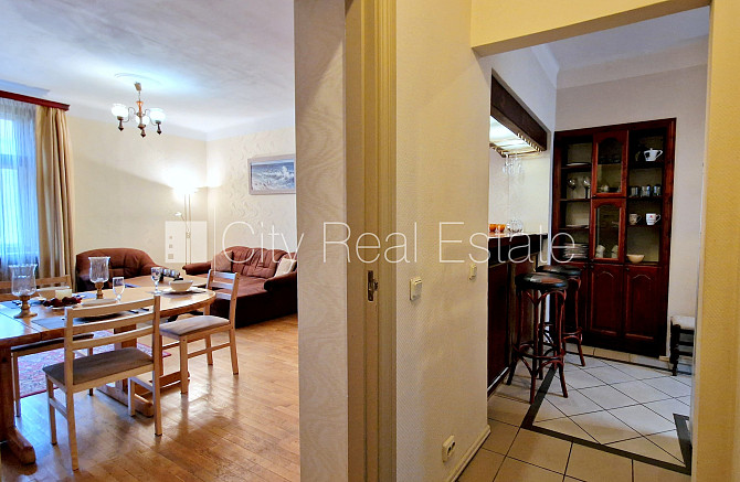 Фасадный дом, благоустроенная озеленённая территория, бесплатная стоянка во Рига - изображение 18