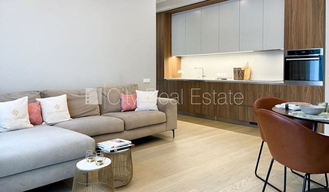 Новостройка, благоустроенная озеленённая территория, место для машины, Рига - изображение 4