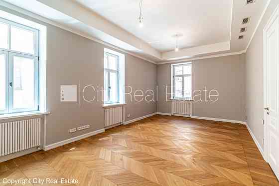 Реновированный дом, закрытый двор, возможность аренды парковки, охраняемая Рига