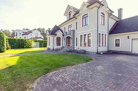 Земля в собственности, частный дом, новостройка, стены из керамзитных блоков, Рига