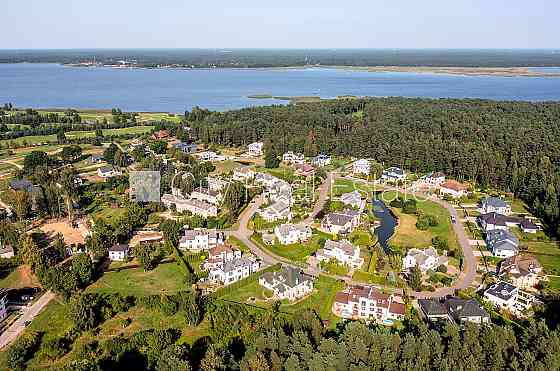 Земля в собственности, частный дом, новостройка, стены из керамзитных блоков, Рига