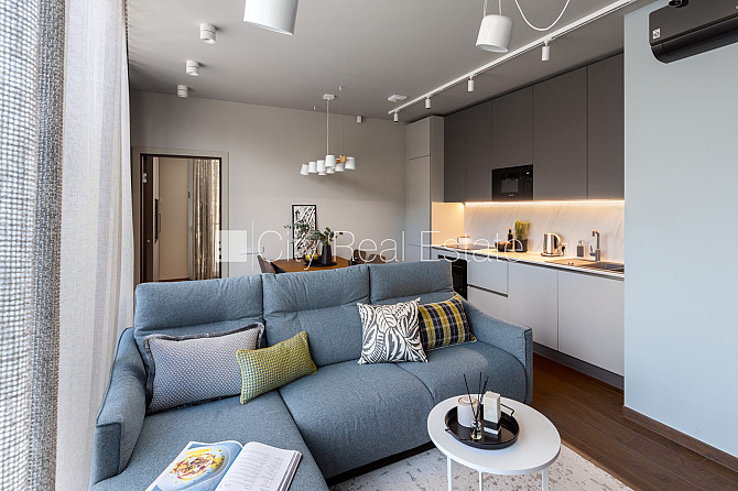 Новостройка, фасадный дом, благоустроенный озеленённый двор, подземная стоянка, Юрмала - изображение 1