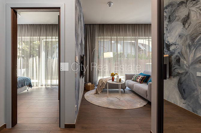 Новостройка, фасадный дом, благоустроенный озеленённый двор, подземная стоянка, Юрмала - изображение 9