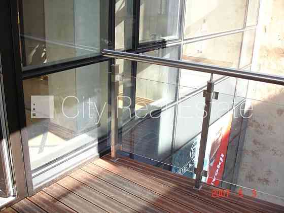 Проект - Vaļņu 4 (Вальню 4), фасадный дом, закрытый двор, вход с улицы, апартаменты Рига