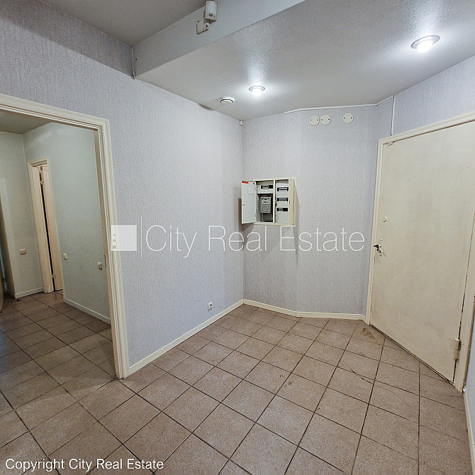 Фасадный дом, плата за обслуживание одного квадратного метра в  месяц 0,38 EUR, вход с Рига - изображение 10