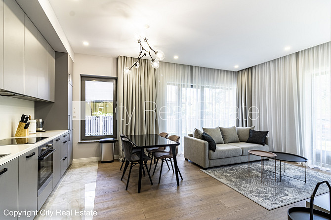 Новостройка, благоустроенная озеленённая территория, закрытая территория, Юрмала - изображение 1