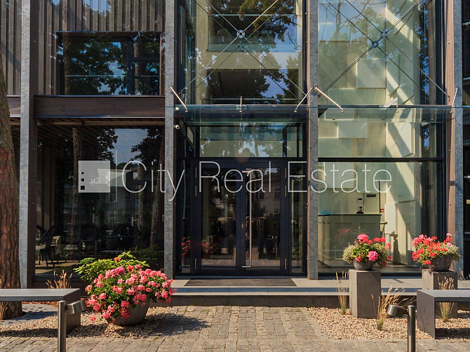 Новостройка, фасадный дом, зеленая территория, благоустроенная озеленённая Юрмала - изображение 14