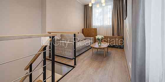 Новостройка, фасадный дом, зеленая территория, благоустроенная озеленённая Юрмала