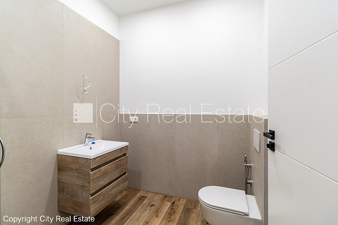 Рядный дом, энергоэффективный дом, благоустроенная озеленённая территория, Рига - изображение 17