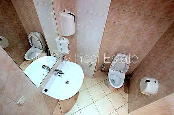 Фасадный дом, реновированный дом, заменены инженерные коммуникации, Рига