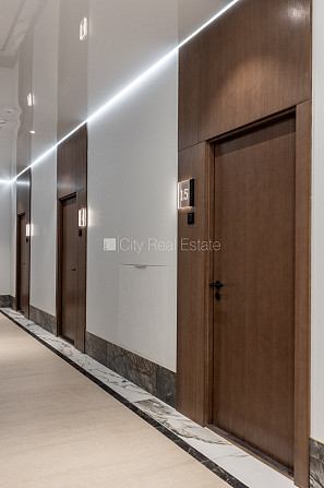 Новостройка, благоустроенная озеленённая территория, подъездная дорога покрыта Юрмала - изображение 20