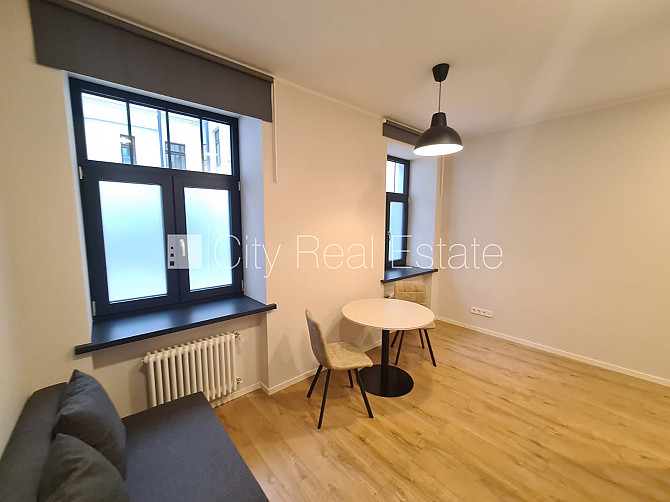 Здание во дворе, реновированный дом, закрытый двор, вход со двора, лифт, Рига - изображение 5