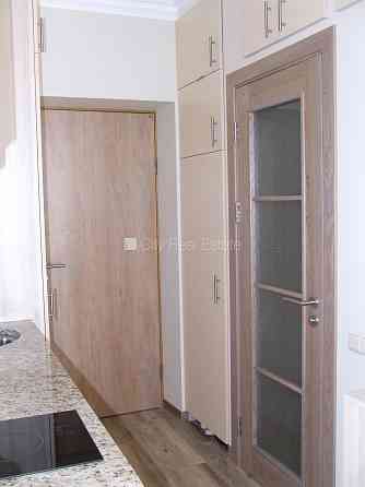 Новостройка, благоустроенная озеленённая территория, закрытая территория, Рига