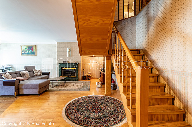 Земля в собственности, поменянное покрытие крыши, благоустроенный озеленённый Рига - изображение 9