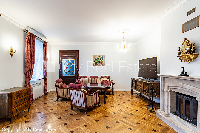 Фасадный дом, окна выходят в обе стороны дома, смежно-изолированные комнаты, Рига - изображение 2