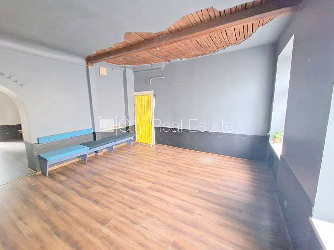 Fasādes māja, renovēta māja, ieeja no ielas, logi vērsti uz ielas pusi, gaisa ventilācijas Rīga - foto 9