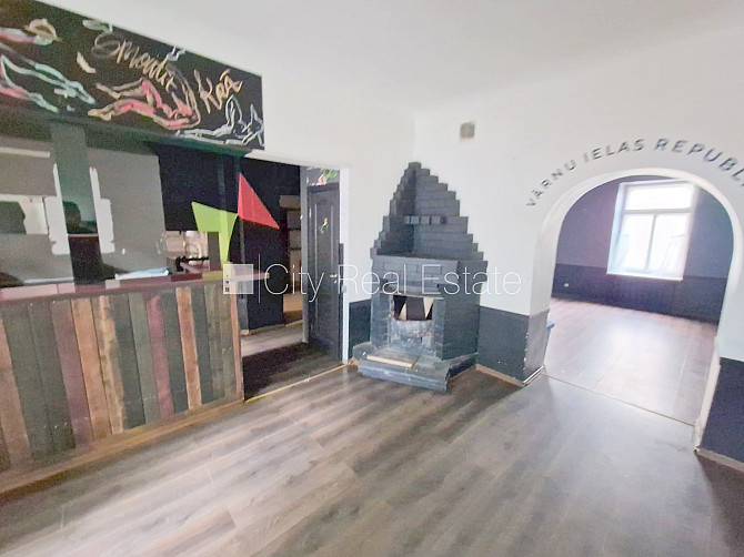 Fasādes māja, renovēta māja, ieeja no ielas, logi vērsti uz ielas pusi, gaisa ventilācijas Rīga - foto 5