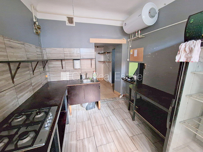 Fasādes māja, renovēta māja, ieeja no ielas, logi vērsti uz ielas pusi, gaisa ventilācijas Rīga - foto 18