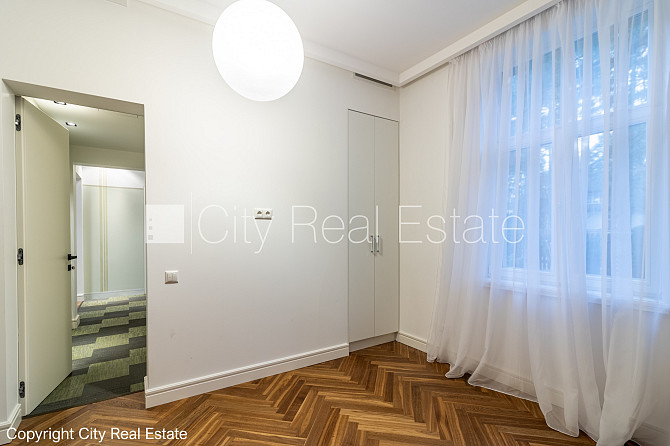 Частный дом, количество квартир в здании 4 шт., благоустроенный озеленённый двор, Рига - изображение 15