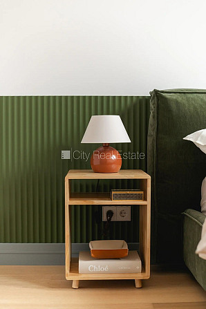 Renovēta māja, luksuss apartamenti  82 m2, ir lifts, kāpņu telpa pēc kapitālā remonta, logi Rīga - foto 12