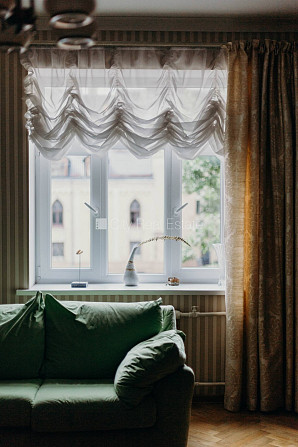 Фасадный дом, реставрированный дом, благоустроенная озеленённая территория, Рига - изображение 17