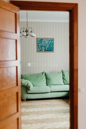 Фасадный дом, реставрированный дом, благоустроенная озеленённая территория, Рига - изображение 18