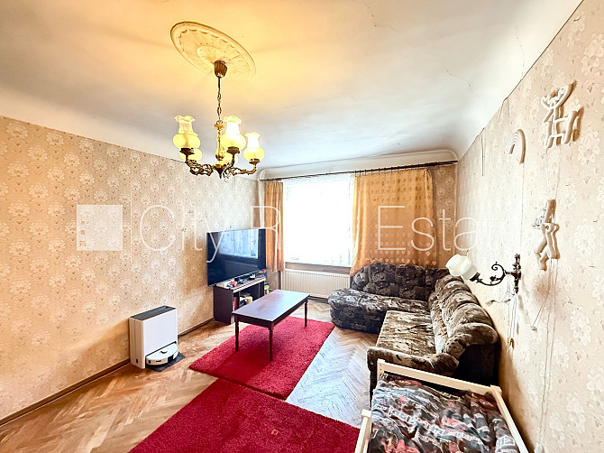 Фасадный дом, реновированный дом, благоустроенная озеленённая территория, Рига - изображение 2