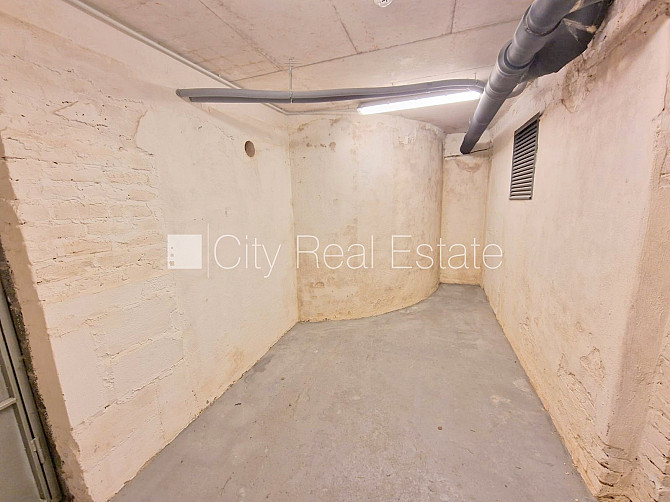 Фасадный дом, реновированный дом, на подвальном этаже доступно кладовое Рига - изображение 6