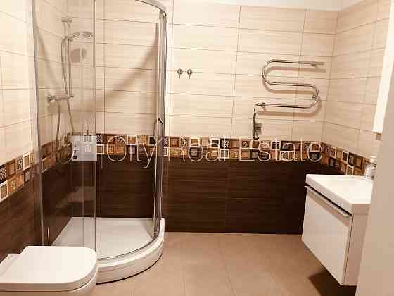 Лифт, количество спален 1 шт., смежно-изолированные комнаты, центральное Рига