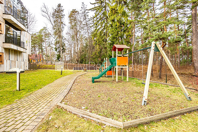 Новостройка, зеленая территория, закрытый двор, въездные ворота оснащены Юрмала - изображение 20