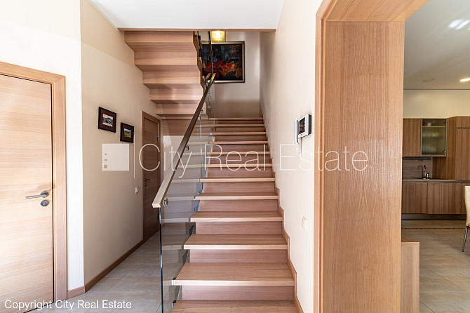 Zeme īpašumā, jaunceltne, zaļā teritorija, slēgts pagalms, teritorijas iebrauktuves vārti Jūrmala - foto 8