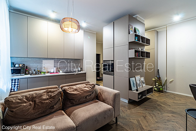 Balkons, studio tipa, virtuve apvienota ar istabu, centrālā apkure, plastikāta stikla pakešu Rīga - foto 1