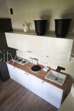 Фасадный дом, количество квартир в здании 12 шт., поменянное покрытие крыши, Юрмала - изображение 17