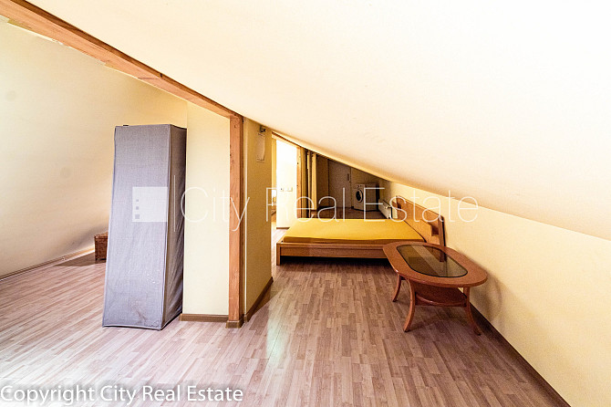 Fasādes māja, mansards, divstāvīgs, studio tipa, virtuve apvienota ar istabu, gāzes apkure, Rīga - foto 10