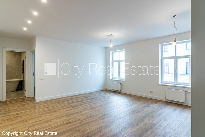 Реставрированный дом, фасад с деревянной отделкой, энергоэффективный дом, Рига - изображение 3