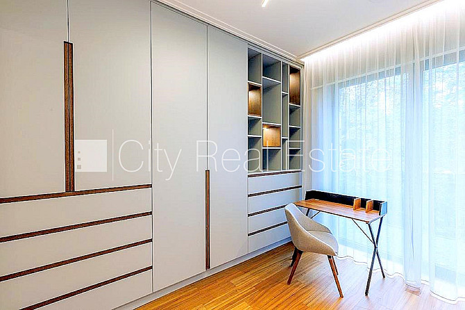 Частный дом, благоустроенная озеленённая территория, территория обнесена Юрмала - изображение 11