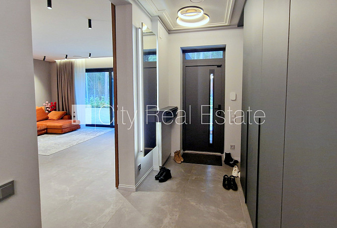 Частный дом, благоустроенная озеленённая территория, территория обнесена Юрмала - изображение 5