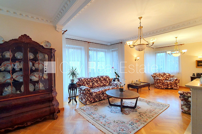 Privātmāja, labiekārtots apzaļumots pagalms, garāža vienai automašīnai, divas terases, Jūrmala - foto 3