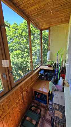 Лестничная клетка после косметического ремонта, лоджия, изолированные комнаты 2 Рига