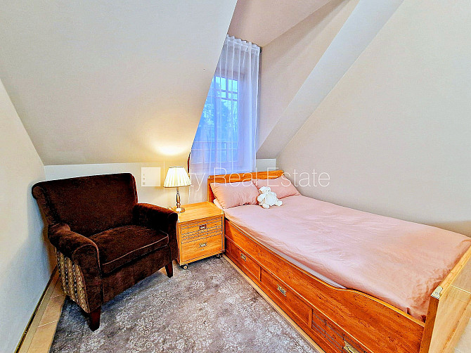 Fasādes māja, renovēta māja, fasāde ar dekoratīvo apmetumu, slēgts pagalms, ieeja no ielas Rīga - foto 16