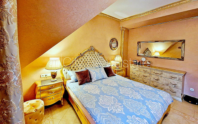 Fasādes māja, renovēta māja, fasāde ar dekoratīvo apmetumu, slēgts pagalms, ieeja no ielas Rīga - foto 14