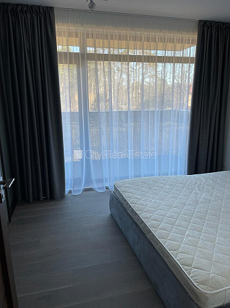 Fasādes māja, renovēta māja, fasāde ar dekoratīvo apmetumu, slēgts pagalms, ieeja no ielas Rīga - foto 6