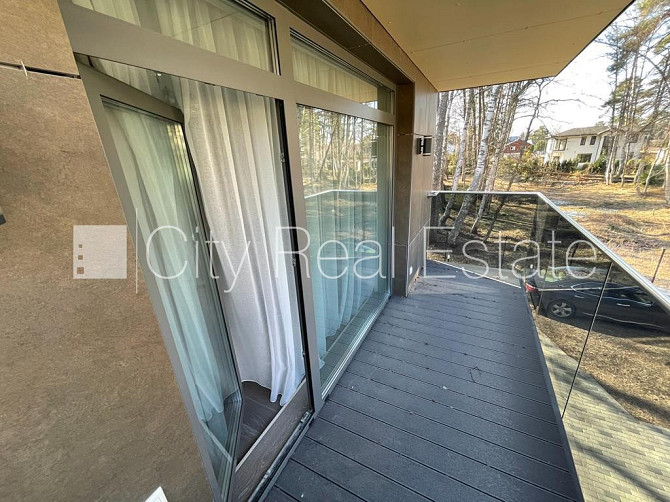 Fasādes māja, renovēta māja, fasāde ar dekoratīvo apmetumu, slēgts pagalms, ieeja no ielas Rīga - foto 8