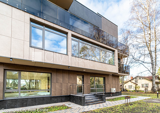 Fasādes māja, renovēta māja, fasāde ar dekoratīvo apmetumu, slēgts pagalms, ieeja no ielas Rīga - foto 12