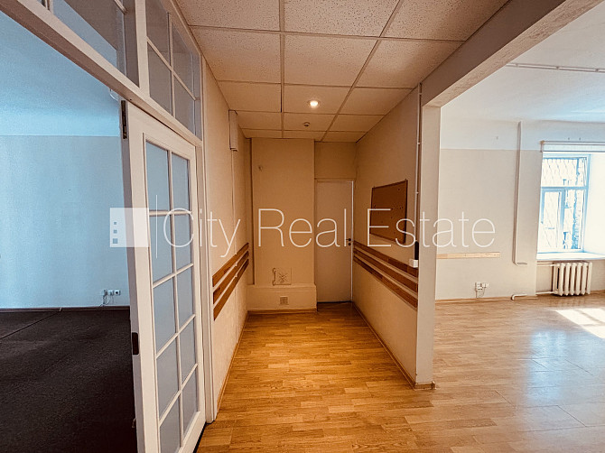 Iespējams īrēt ar izpirkuma tiesībām par  , fasādes māja, renovēta māja, fasāde ar Rīga - foto 7