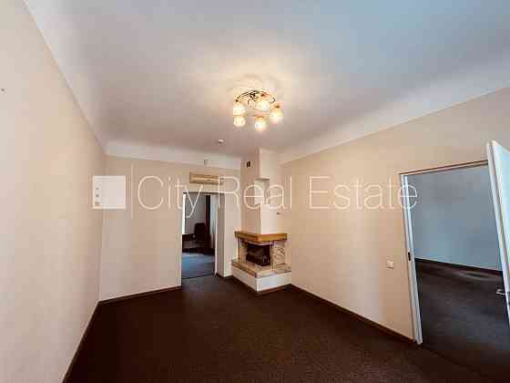 Земля в собственности, окна выходят в обе стороны дома, широкий вид из окна, Рига