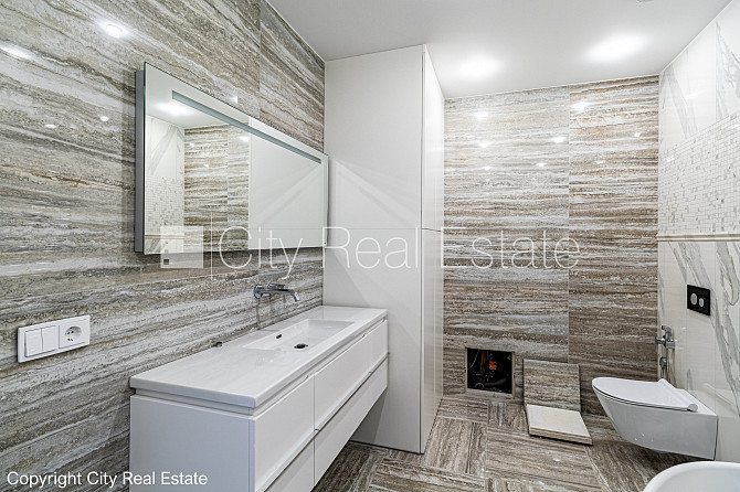 Renovēta māja, slēgts pagalms, iespēja nomāt autostāvvietu, apsargāta autostāvvieta, Rīga - foto 12