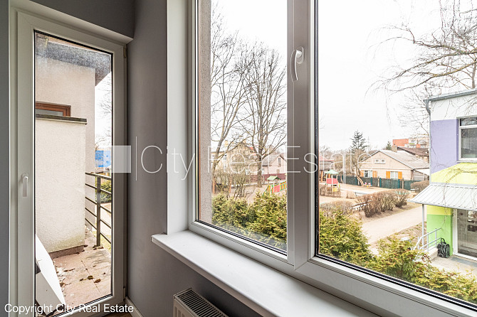 Фасадный дом, реновированный дом, фасад с декоративной штукатуркой, закрытый Рига - изображение 17