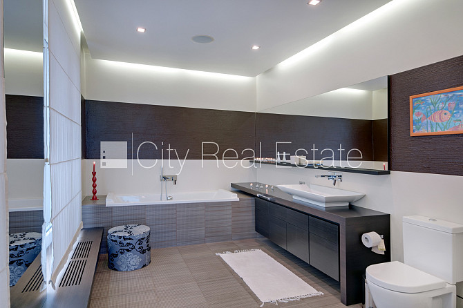 Projekts - Centra Nams, labiekārtota apzaļumota teritorija, pazemes autostāvvieta, luksuss Rīga - foto 11